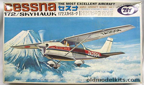 Marui 1/36 Cessna Skyhawk 172 Motorized with Lights, MT44-350 plastic model kit